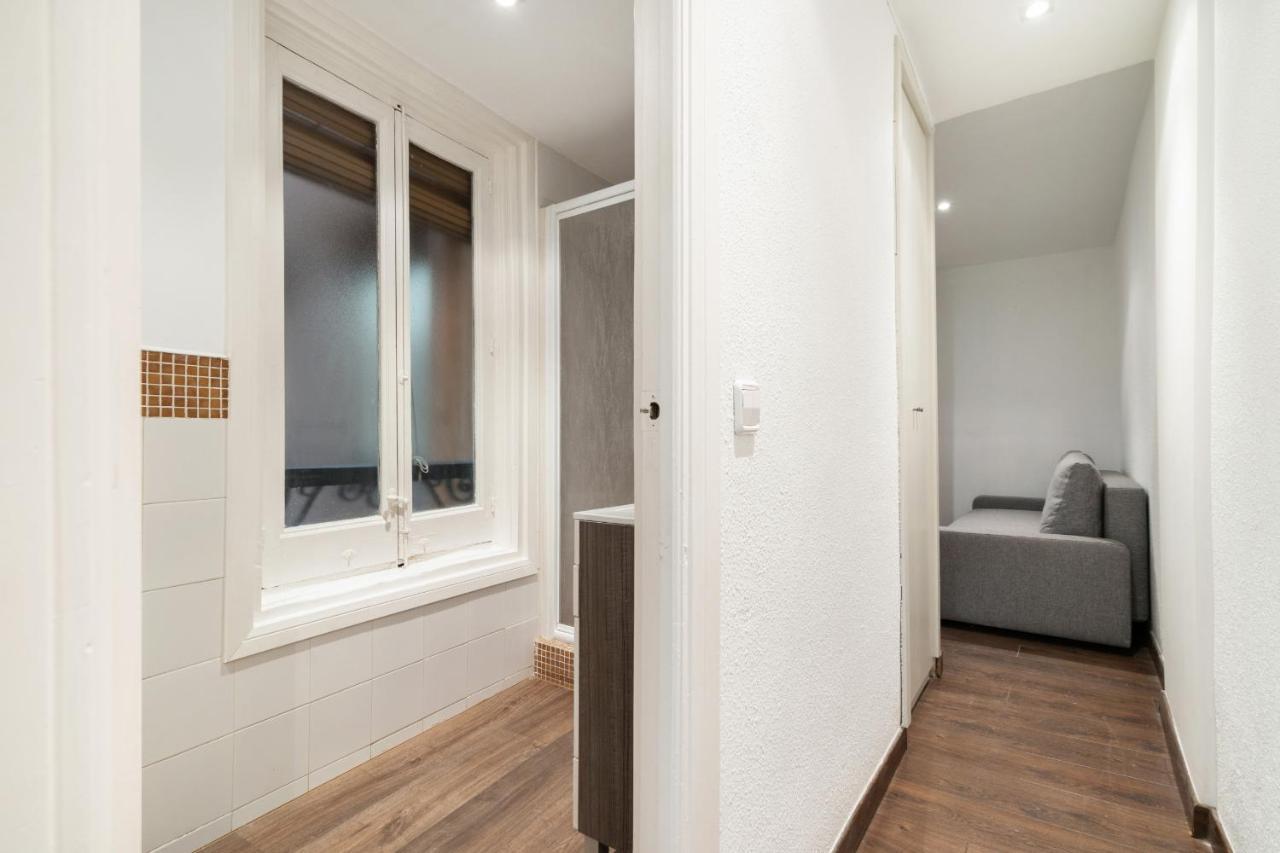 マドリードApartamento En La Puerta Del Solアパートメント エクステリア 写真